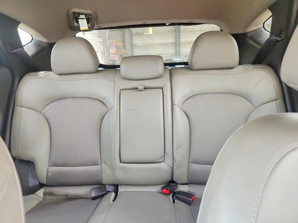 2015 HYUNDAI TUCSON GLS (Middle) — SUVN