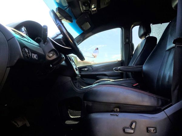 2012 DODGE CARAVAN R/T — DENT