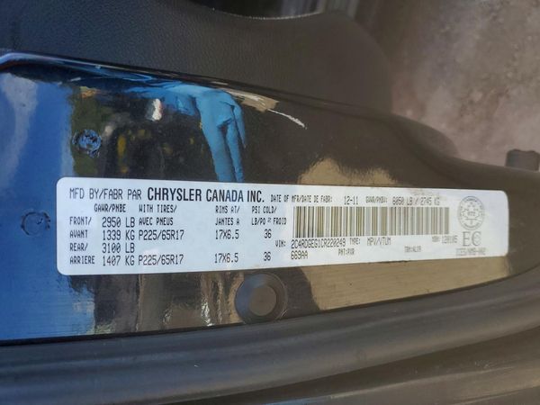 2012 DODGE CARAVAN R/T — VINS