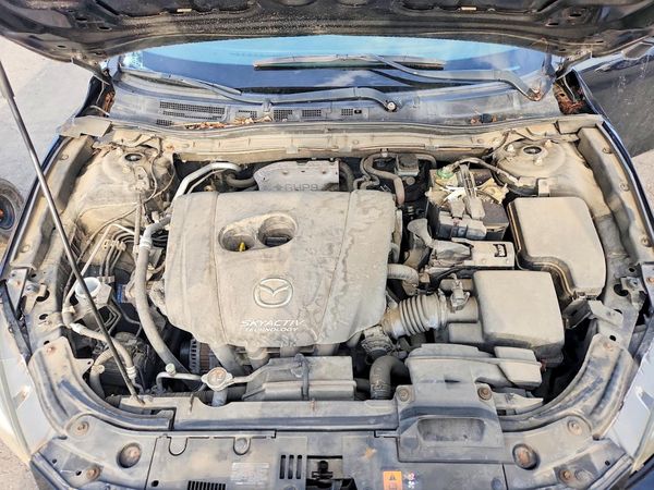 2014 MAZDA 3 Sport/GX — Engine bay