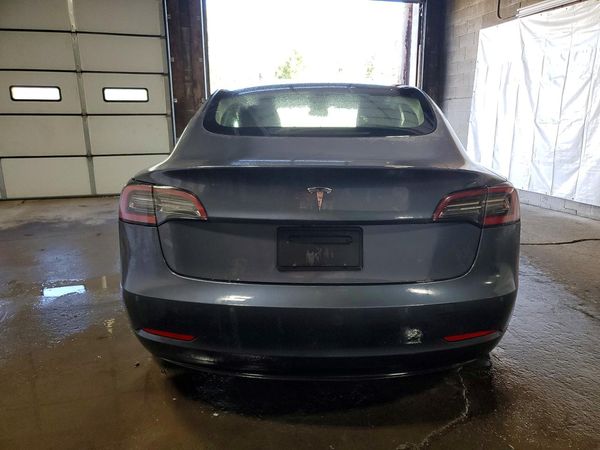 2022 TESLA MODEL 3 — DIRR