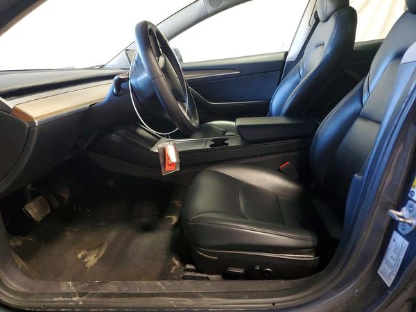 2022 TESLA MODEL 3 — DENT