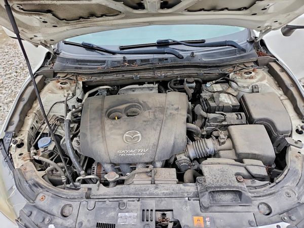 2016 MAZDA 3 Sport/GX — Engine bay