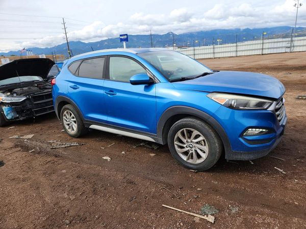 2017 HYUNDAI TUCSON — Passenger 3/4