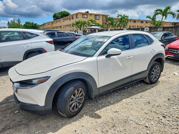 2023 MAZDA CX30 CX-30 — Front 3/4