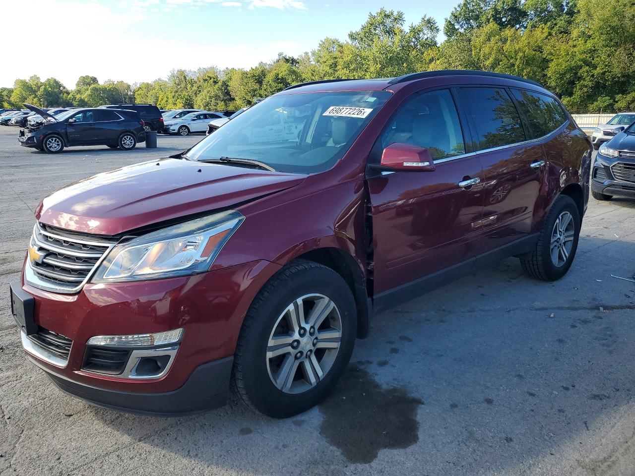 2016 CHEVROLET TRAVERSE 2LT — Front 3/4