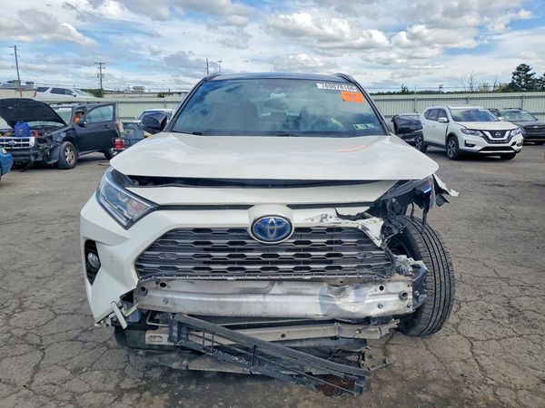 2019 TOYOTA RAV4 XSE HV 4WD — DIRF
