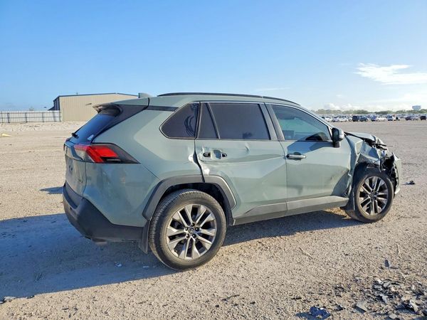 2021 TOYOTA RAV4 XLE Premium — PSRA