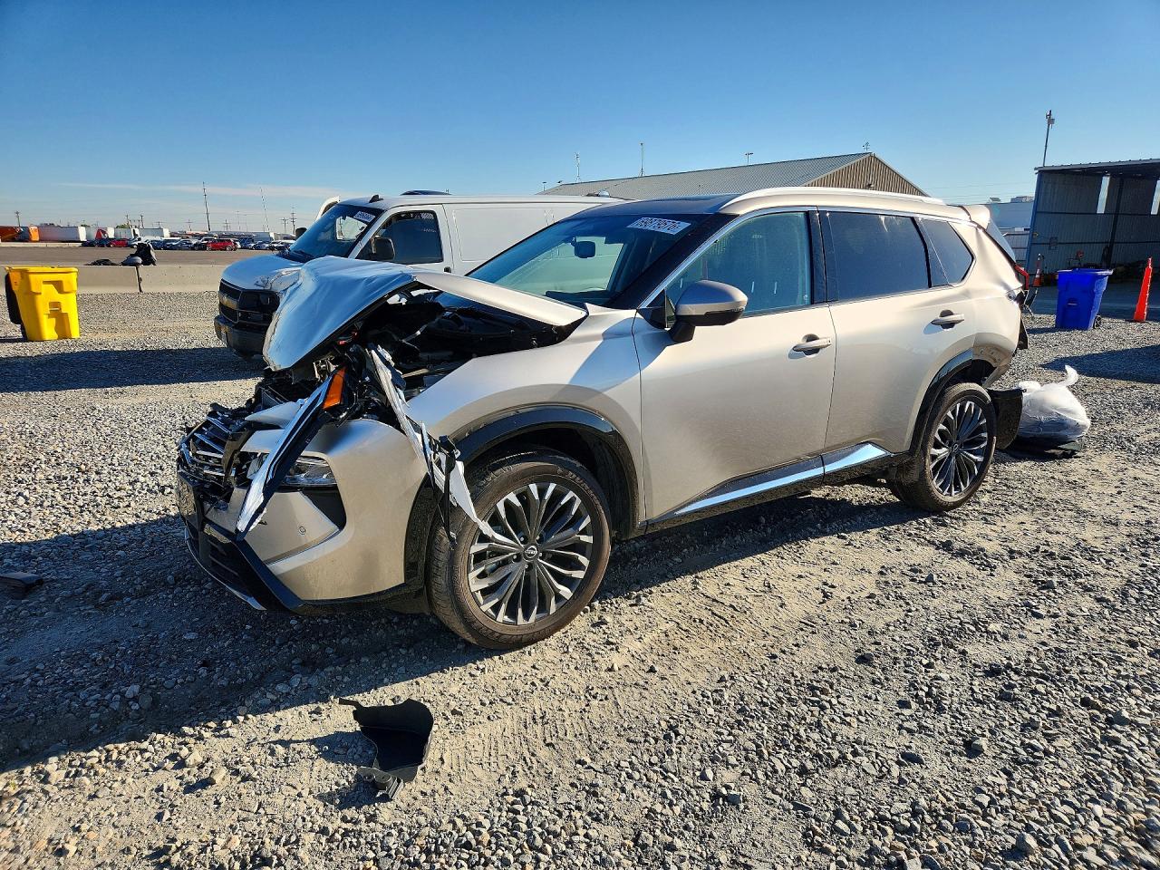 2026 NISSAN ROGUE Platinum — Front 3/4