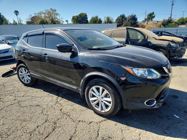 2018 NISSAN ROGUE SPORT — Passenger 3/4