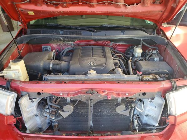 2012 TOYOTA TUNDRA SR5 — Engine bay