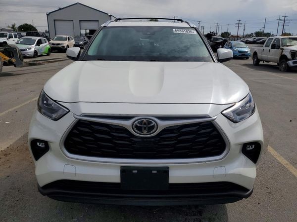 2020 TOYOTA HIGHLANDER XLE Nav — DIRF