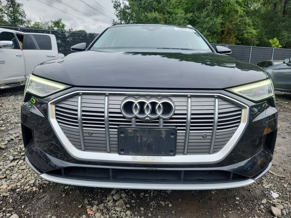 2019 AUDI E-TRON e-tron quattro Prestige — DIRF