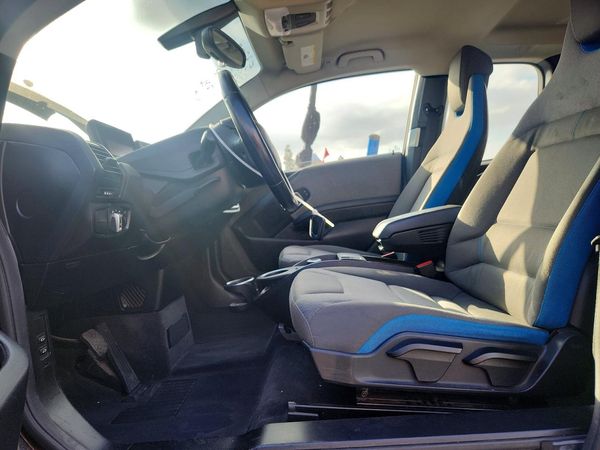 2017 BMW I3 — DENT