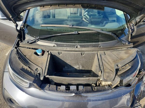2017 BMW I3 — Engine bay