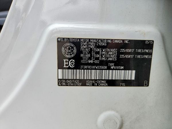 2015 TOYOTA RAV4 XLE (M Grade) — VINS