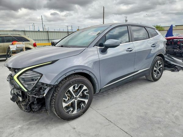 2024 KIA SPORTAGE EX — Front 3/4