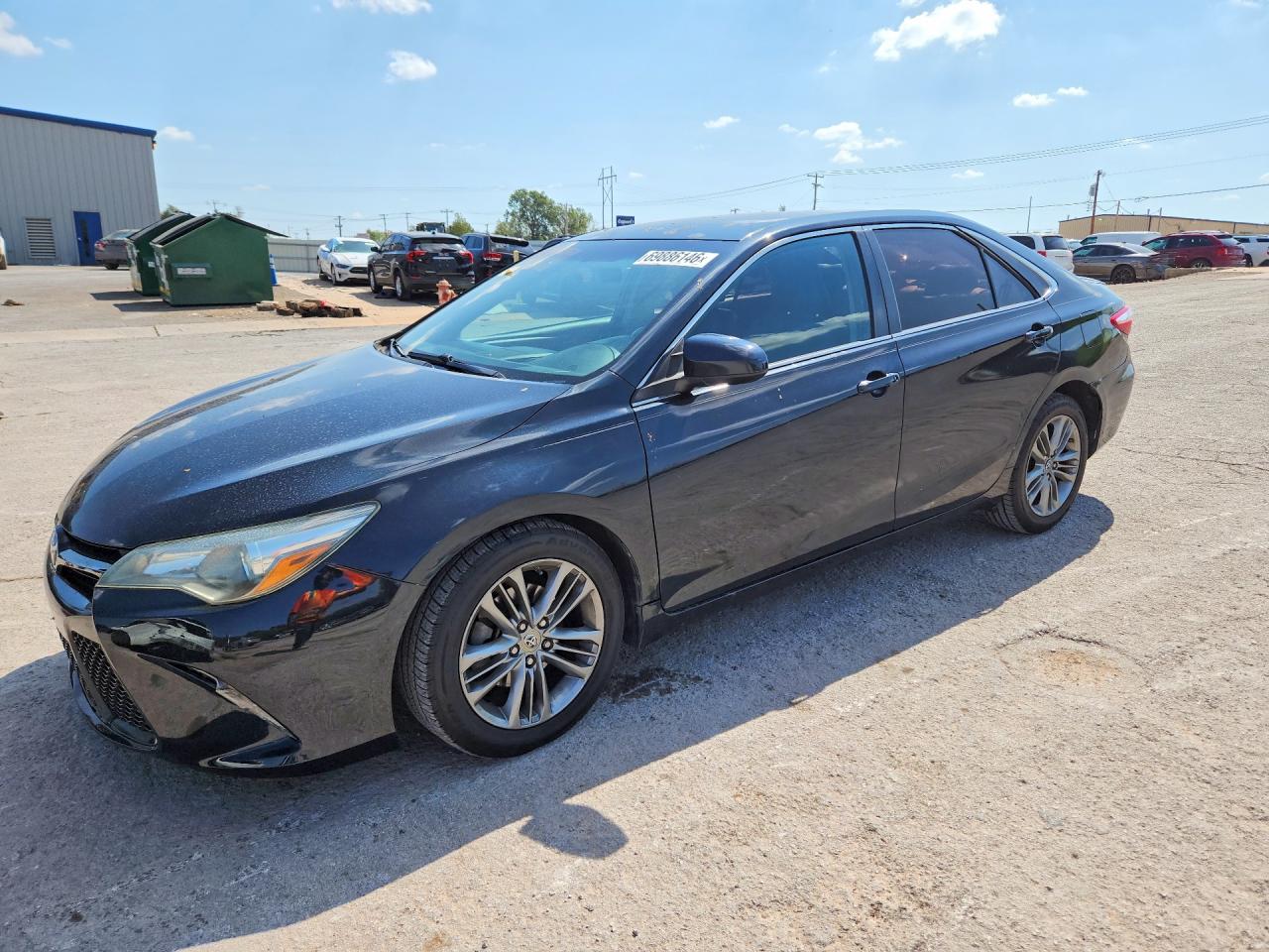 2015 TOYOTA CAMRY — Front 3/4