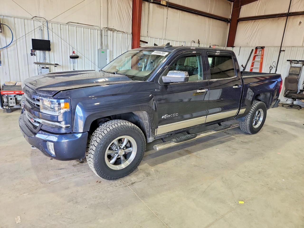 2018 CHEVROLET SILVERADO LTZ — Front 3/4