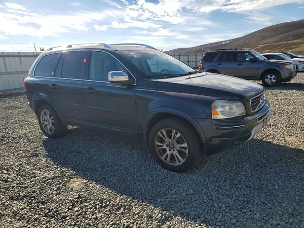 2013 VOLVO XC90 — Passenger 3/4