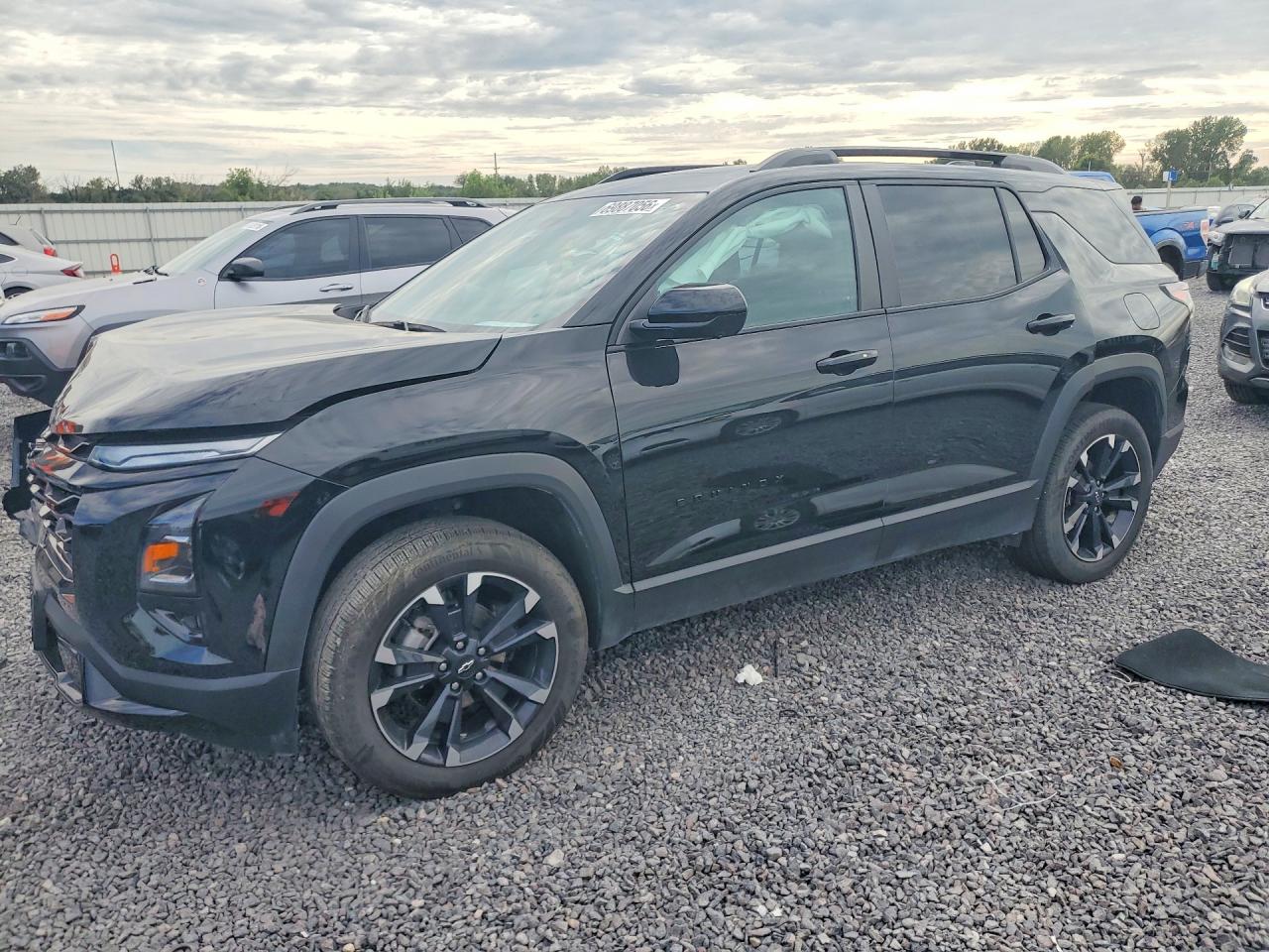 2026 CHEVROLET EQUINOX RS — Front 3/4