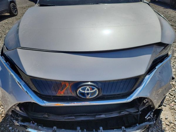 2021 TOYOTA VENZA — Engine bay