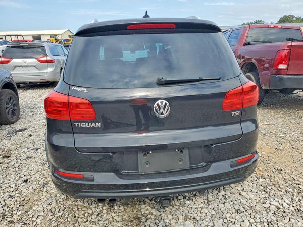 2017 VOLKSWAGEN TIGUAN Sport — DIRR