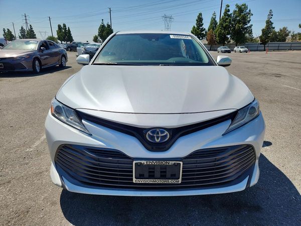 2019 TOYOTA CAMRY SOLA SE/XLE Hybrid — DIRF