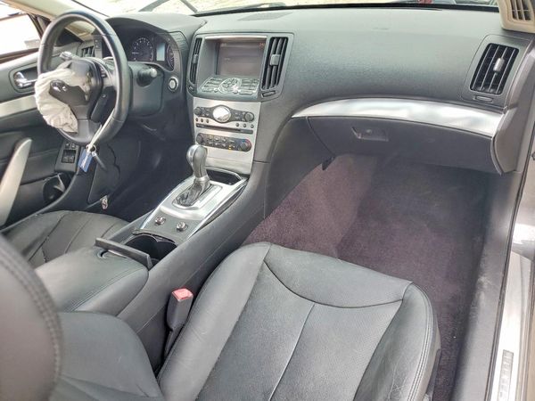 2015 INFINITI Q60 COUPE — CKPT