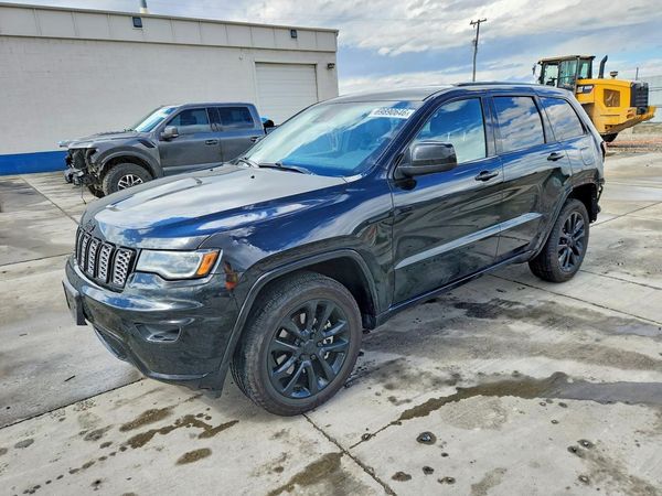 2022 JEEP GRAND CHEROKEE — DSFA — Front 3/4