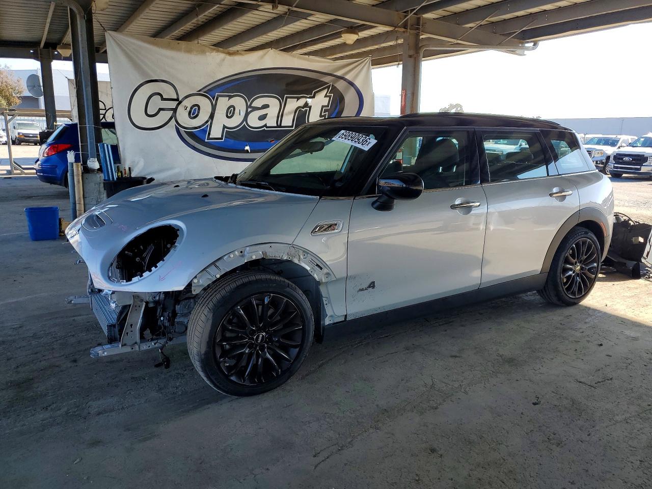 2022 MINI COOPER — Front 3/4