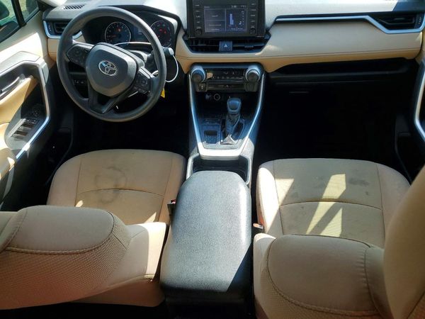 2019 TOYOTA RAV4 LE — CKPT