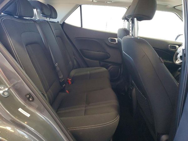 2026 HYUNDAI VENUE SEL, SEL w/ 2-Tone Roof — PSRS
