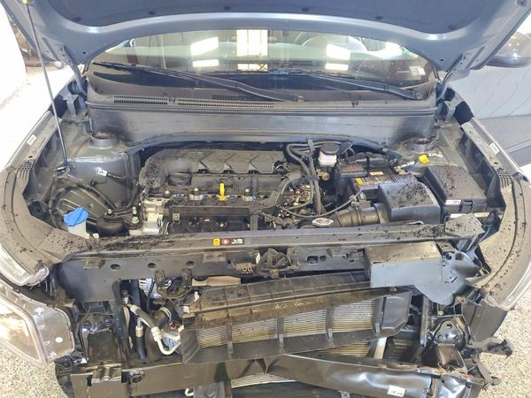 2026 HYUNDAI VENUE SEL, SEL w/ 2-Tone Roof — Engine bay