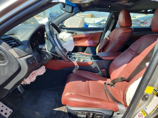 2015 LEXUS GS — DENT