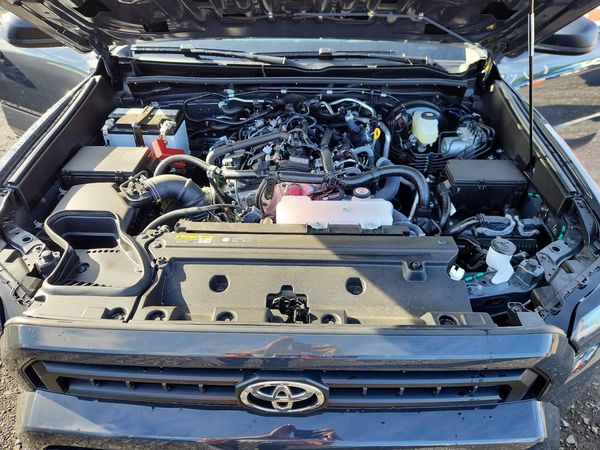2026 TOYOTA 4RUNNER — Engine bay