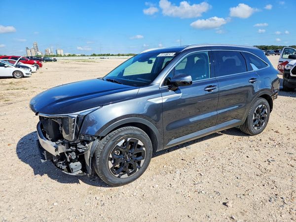 2024 KIA SORENTO — DSFA — Front 3/4
