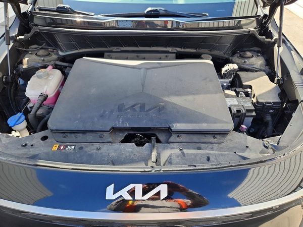 2023 KIA NIRO Wind — Engine bay