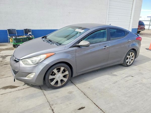 2012 HYUNDAI ELANTRA — DSFA — Front 3/4