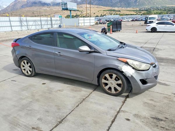 2012 HYUNDAI ELANTRA GLS(Middle grade) — Passenger 3/4