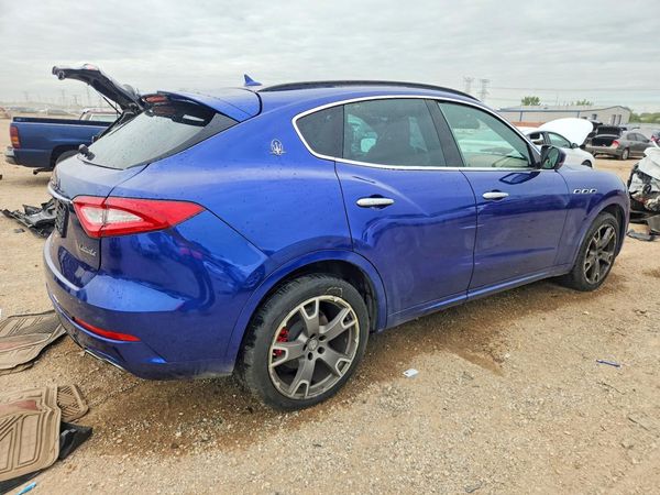 2017 MASERATI LEVANTE Sport — PSRA