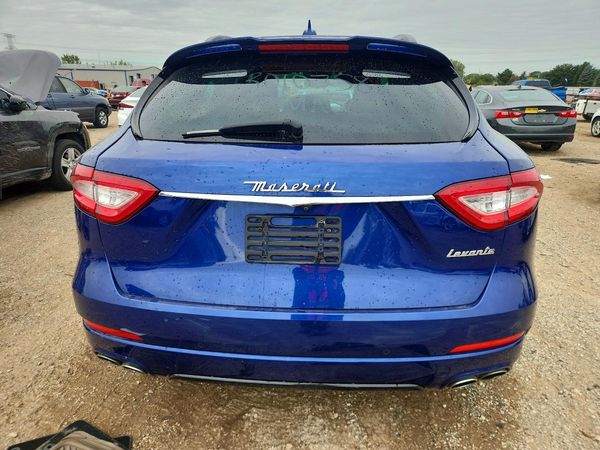 2017 MASERATI LEVANTE Sport — DIRR