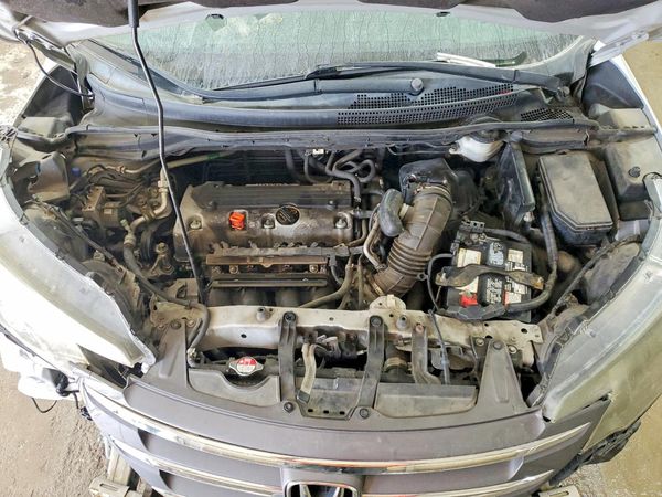 2014 HONDA CRV LX — Engine bay