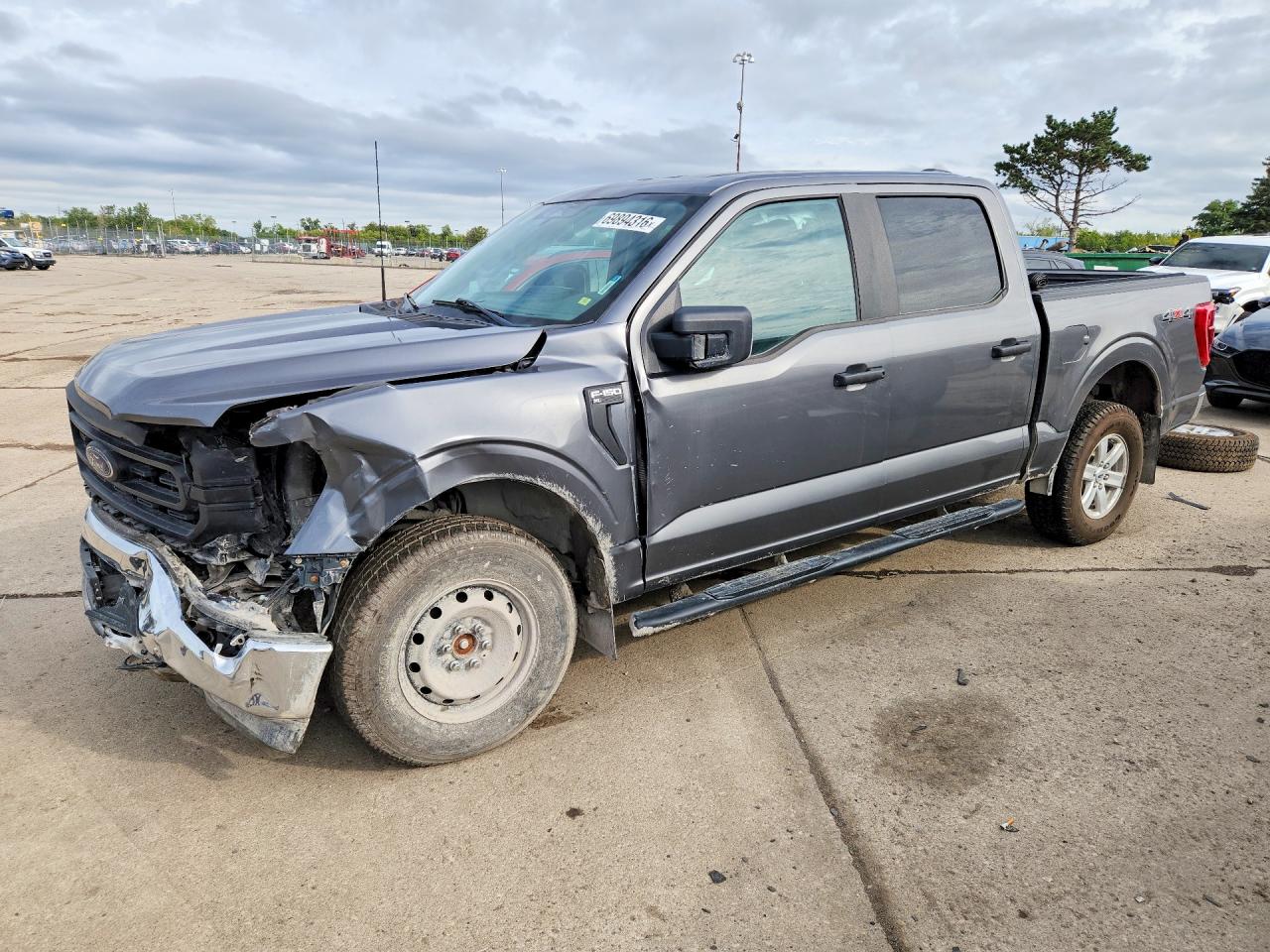 2023 FORD F150 SuperCrew — Front 3/4