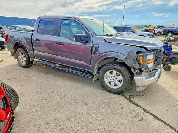 2023 FORD F150 SuperCrew — Passenger 3/4