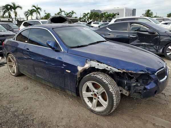 2013 BMW 3 SERIES — Passenger 3/4