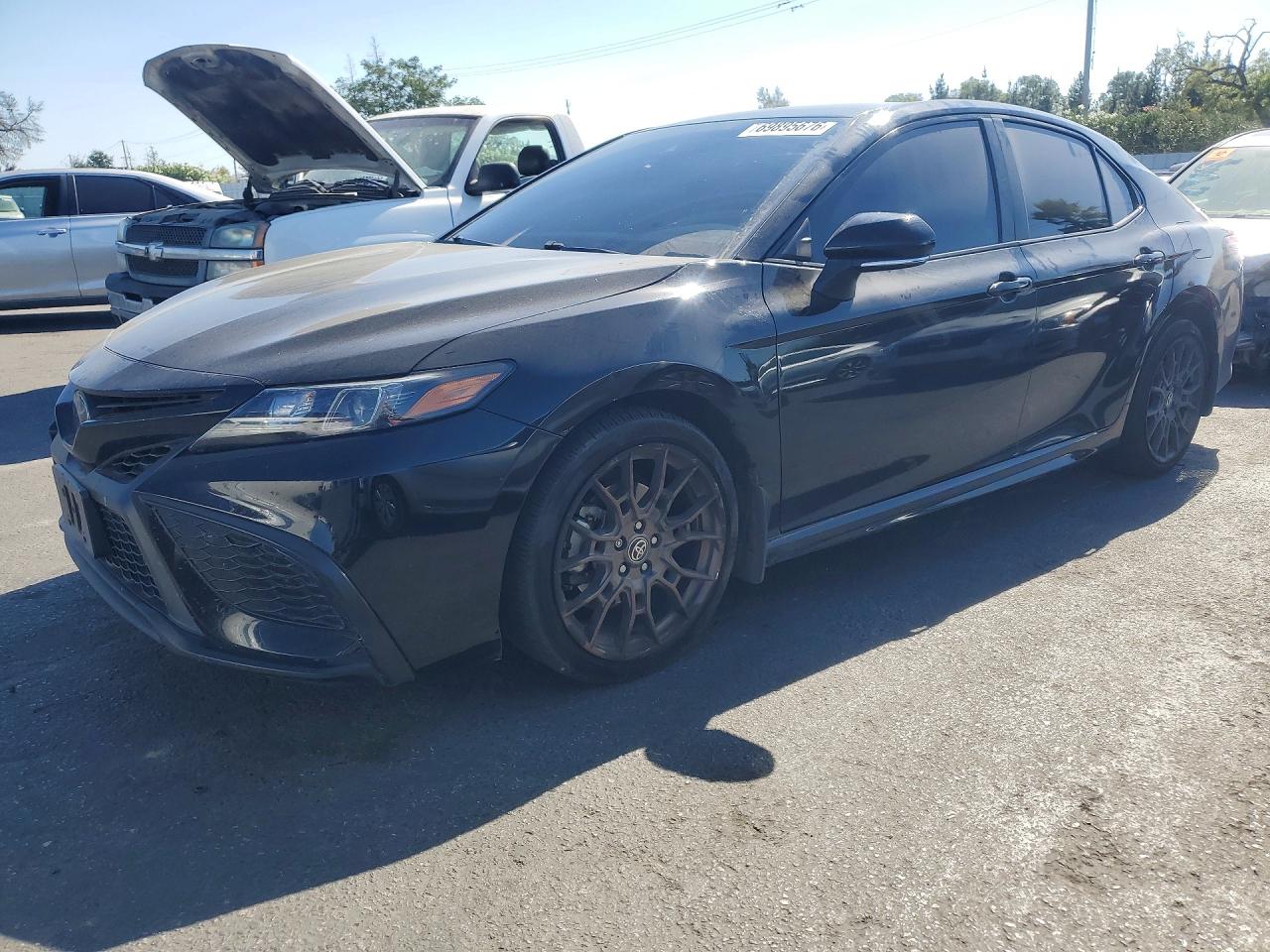 2023 TOYOTA CAMRY SOLA SE — Front 3/4