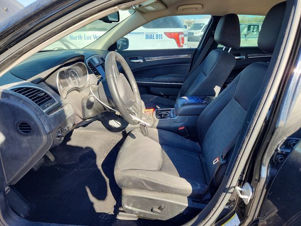 2020 CHRYSLER 300 TOURING — DENT