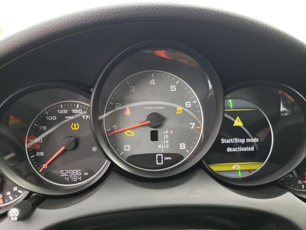 2014 PORSCHE CAYENNE