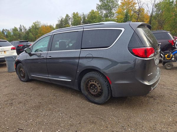 2017 CHRYSLER PACIFICA Touring L Plus — DSRA